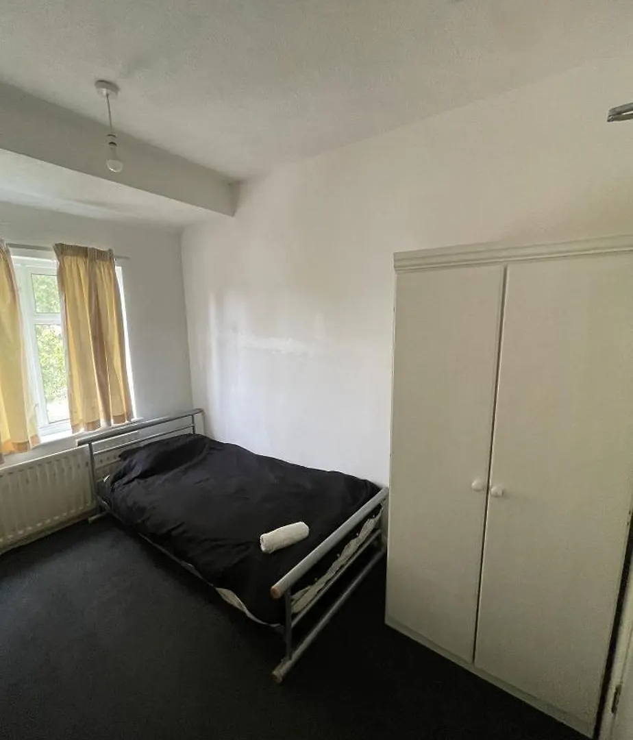 Cozy Private Rooms In Homestay Ilford United Kingdom