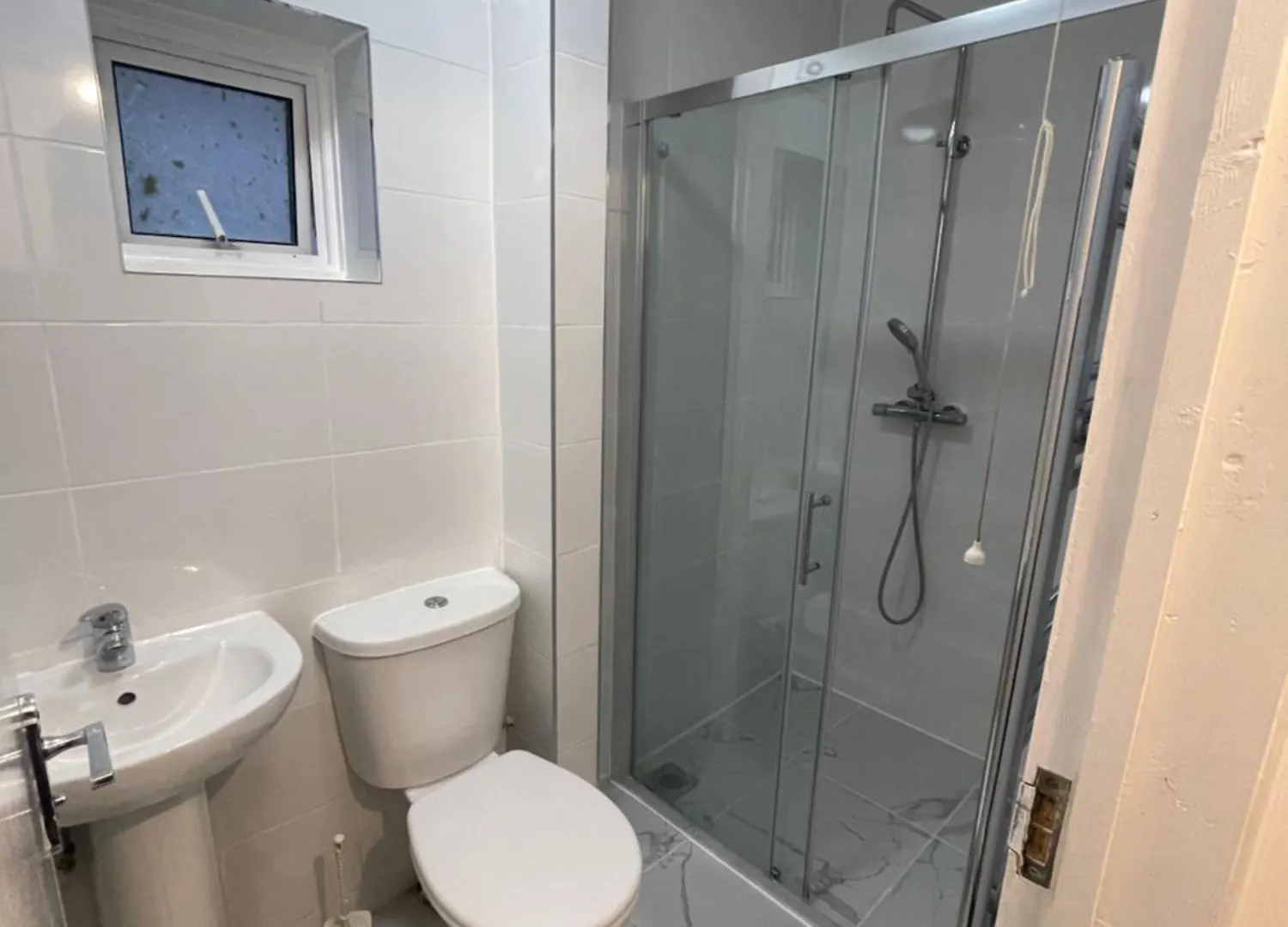 Cozy Private Rooms In Homestay Ilford